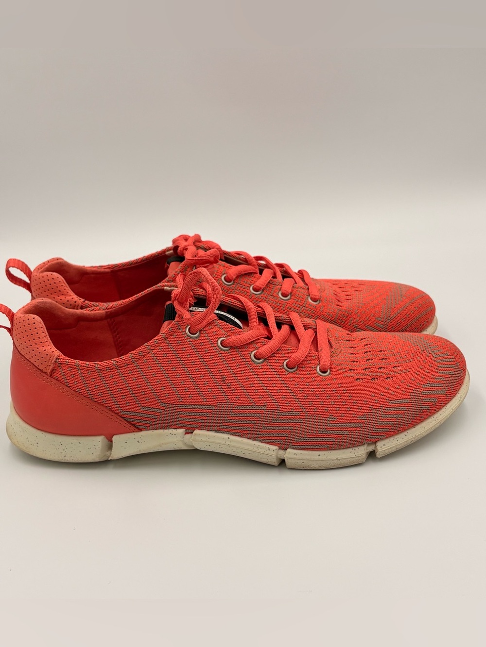Ecco Orange Coral Lightweight Knit Danish Design Sneakers Size 8.5